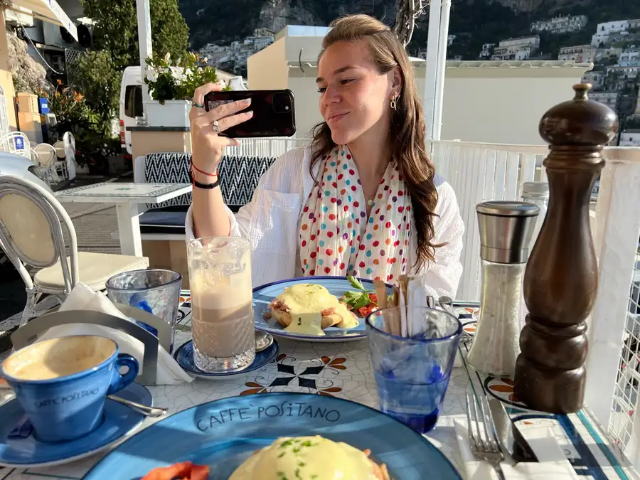 Desayuno con vistas en Positano